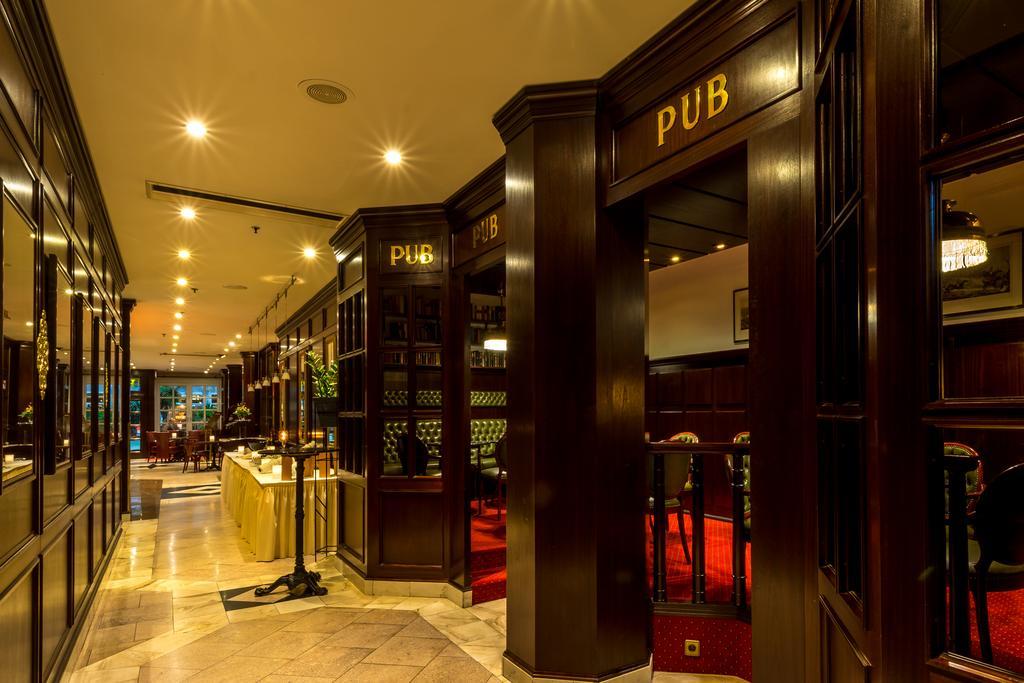 Sachsenwald Hotel Reinbek Ngoại thất bức ảnh