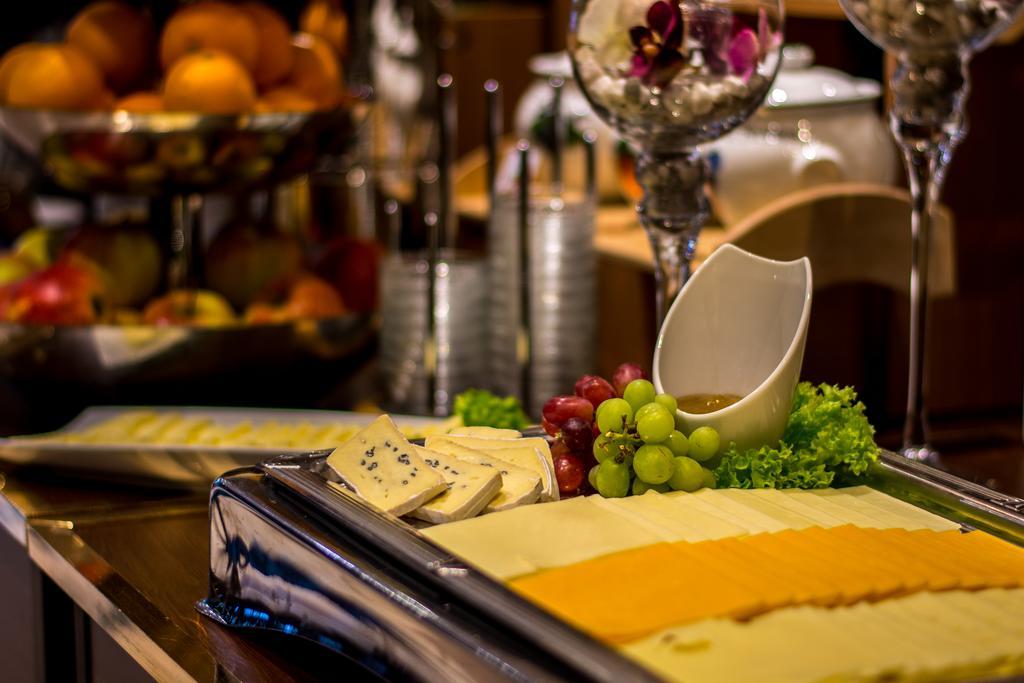 Sachsenwald Hotel Reinbek Ngoại thất bức ảnh