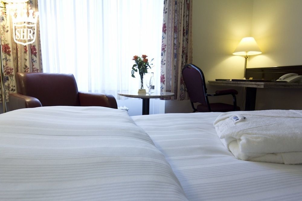 Sachsenwald Hotel Reinbek Ngoại thất bức ảnh